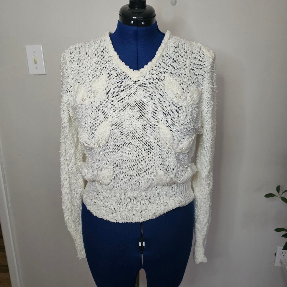 Vintage Le Roy Knitwear Ivory Pearl Beaded 3D Leaf Sweater – Size M